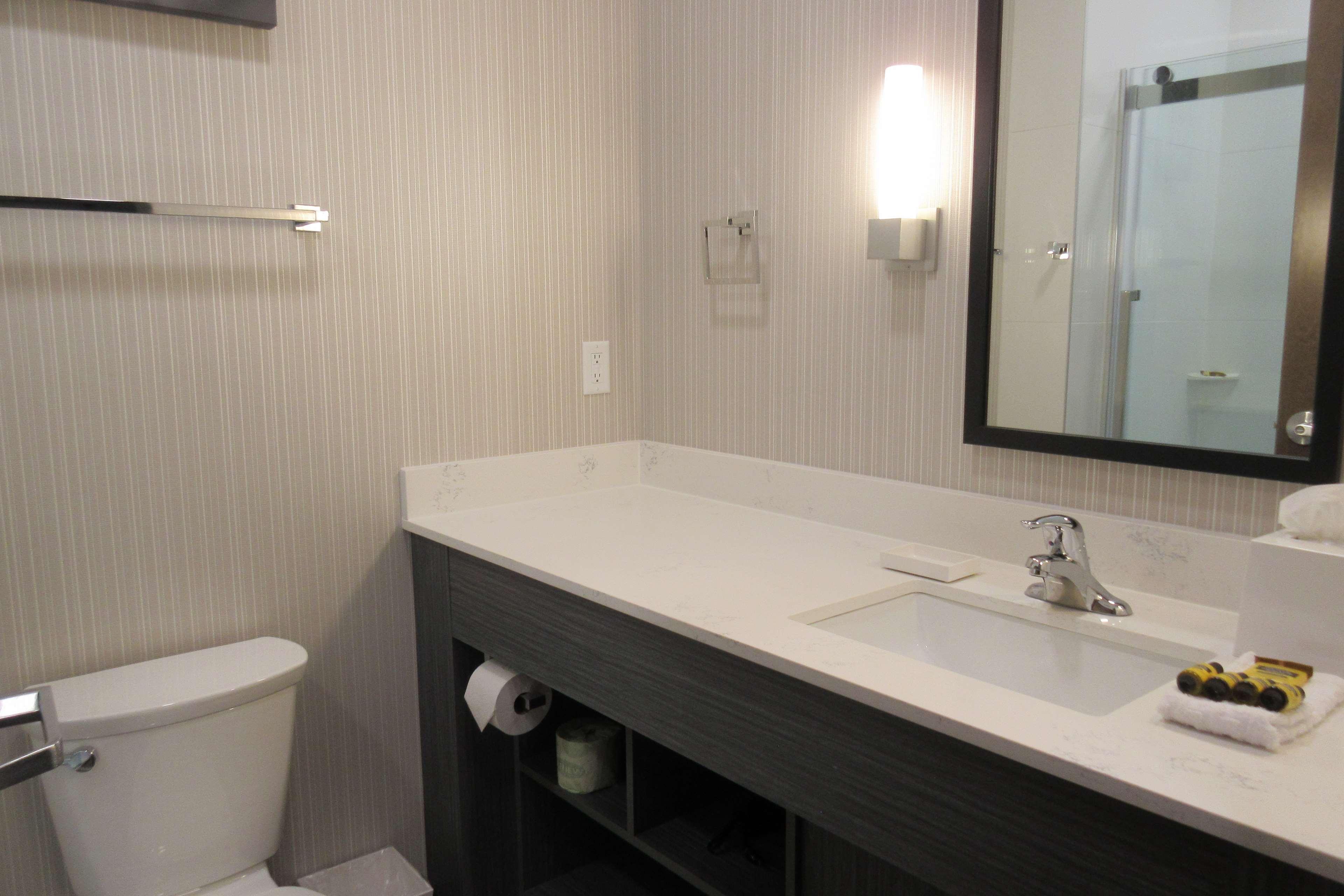 Best Western Inn & Suites Ontario Exteriér fotografie