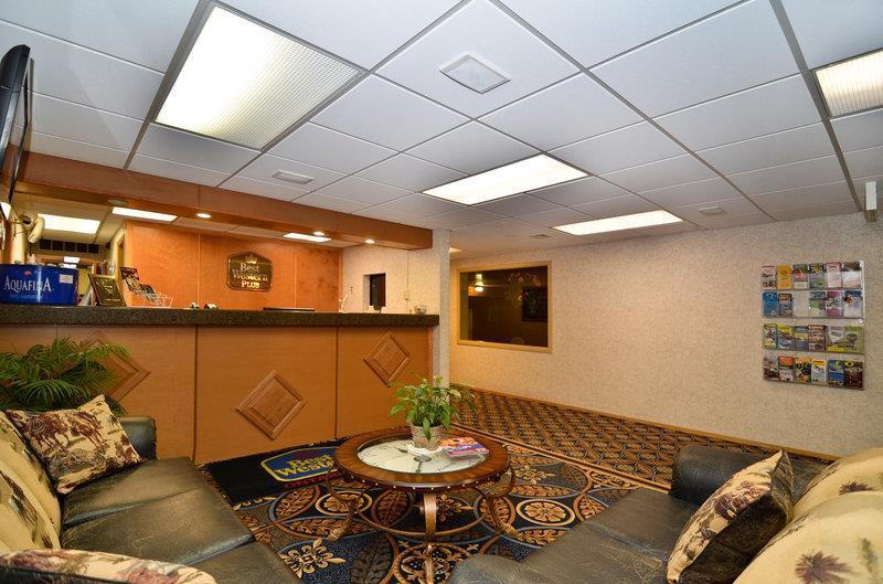 Best Western Inn & Suites Ontario Interiér fotografie